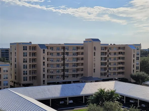 $2,000 | 4460 Fairways Boulevard, Unit 606, Bradenton, FL 34209