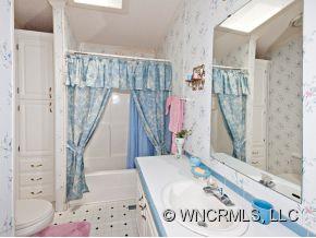 1197 Beaverdam Road Canton, NC 28716 - Photo 10 of 14