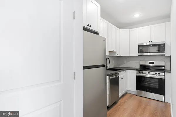 $1,300 | 929 North 40th Street, Unit E, Philadelphia, PA 19104