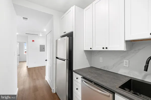 $1,300 | 929 North 40th Street, Unit E, Philadelphia, PA 19104