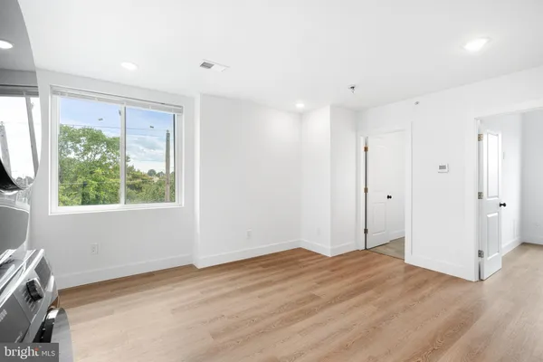 $1,300 | 929 North 40th Street, Unit E, Philadelphia, PA 19104