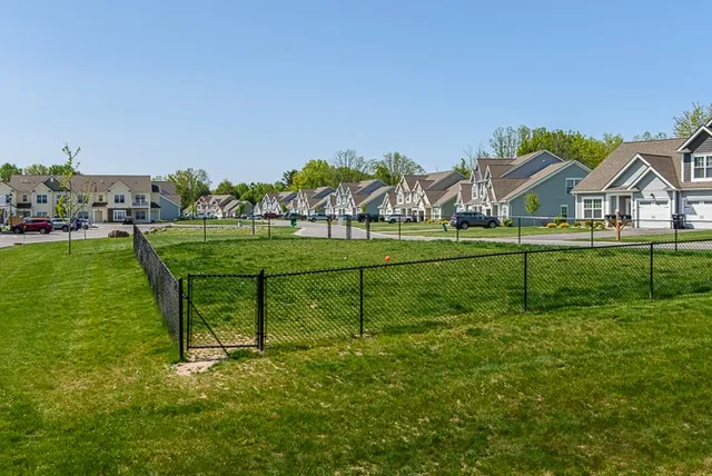 $2,250 | 24 Green Spring Lane, Ogden, NY 14624