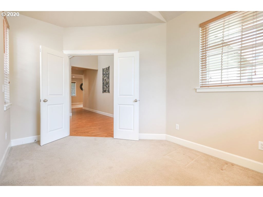 10101 Northeast 28th Avenue Vancouver, WA 98686 - Photo 5 of 32