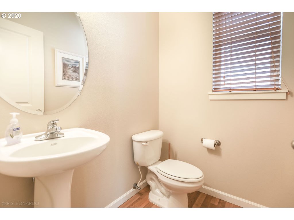 10101 Northeast 28th Avenue Vancouver, WA 98686 - Photo 6 of 32