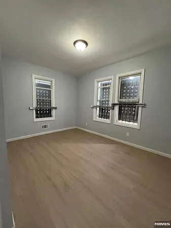 $2,700 | 419 South 14th Street, Unit 417, Newark, NJ 07103