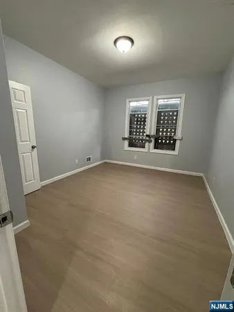 $2,700 | 419 South 14th Street, Unit 417, Newark, NJ 07103