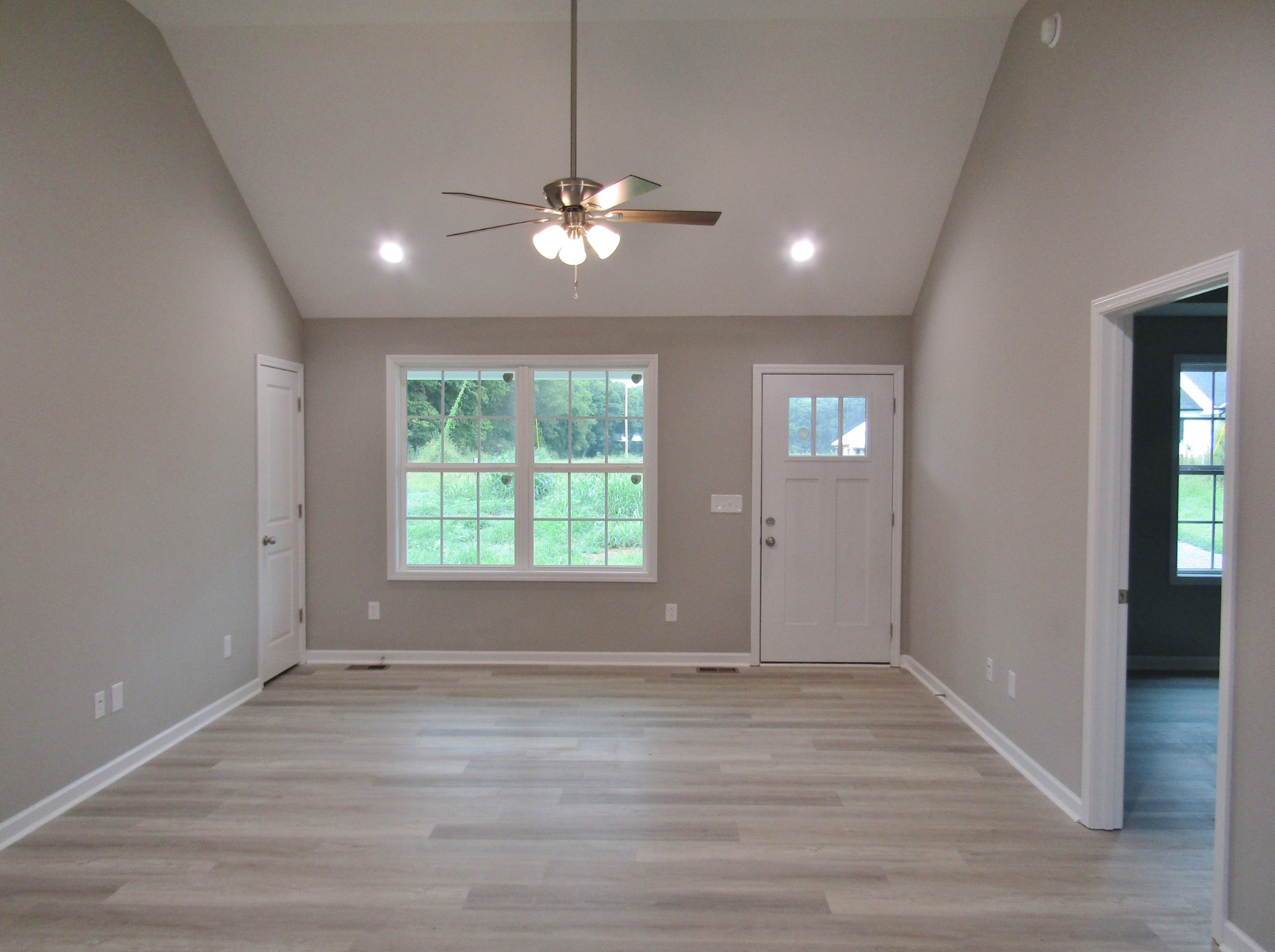 2325 Claude Fox Road Cornersville, TN 37047 - Photo 4 of 15 Gallery Image 4