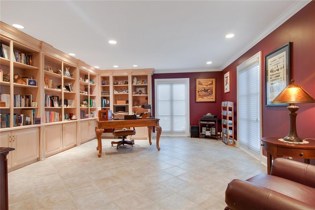 100 Colony Road Gretna, LA 70056 - Photo 4 of 34 Gallery Image 4