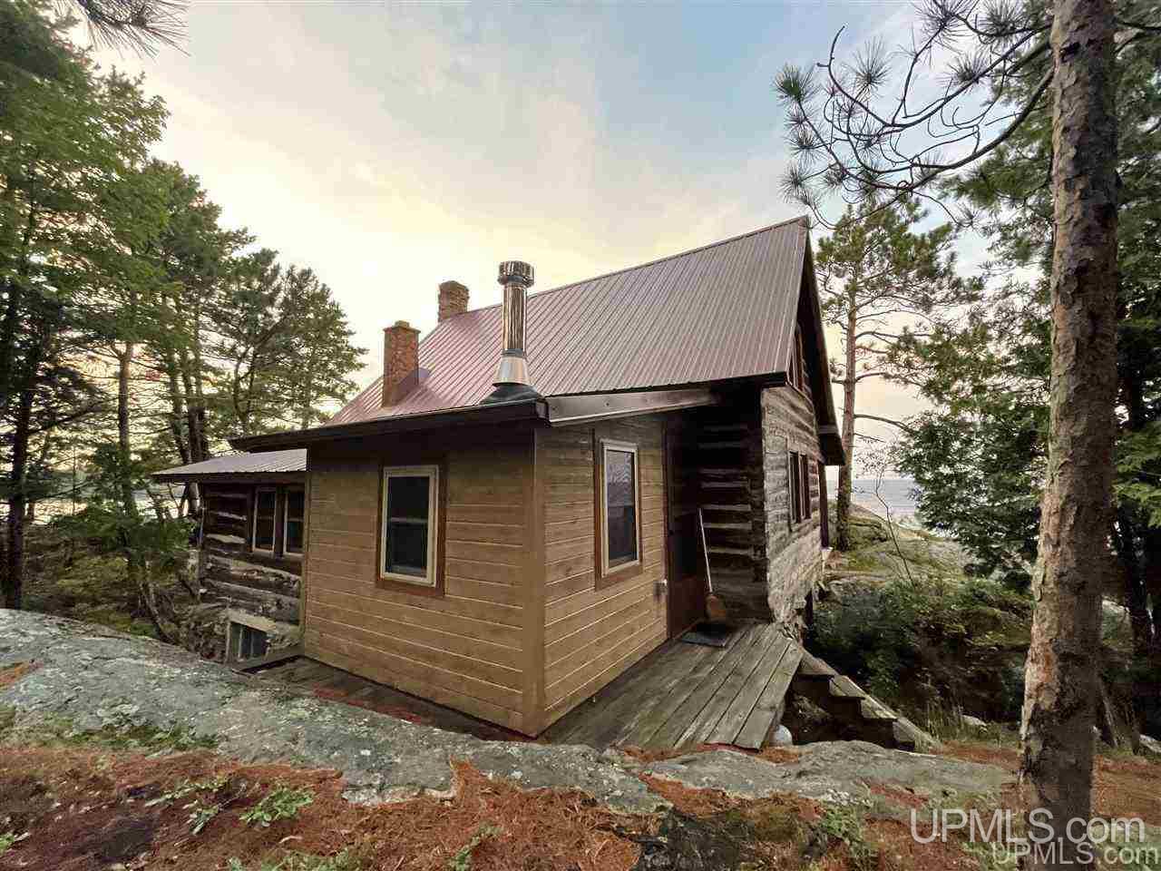 47 Middle Island Point Road Marquette, MI 49855 - Photo 8 of 33