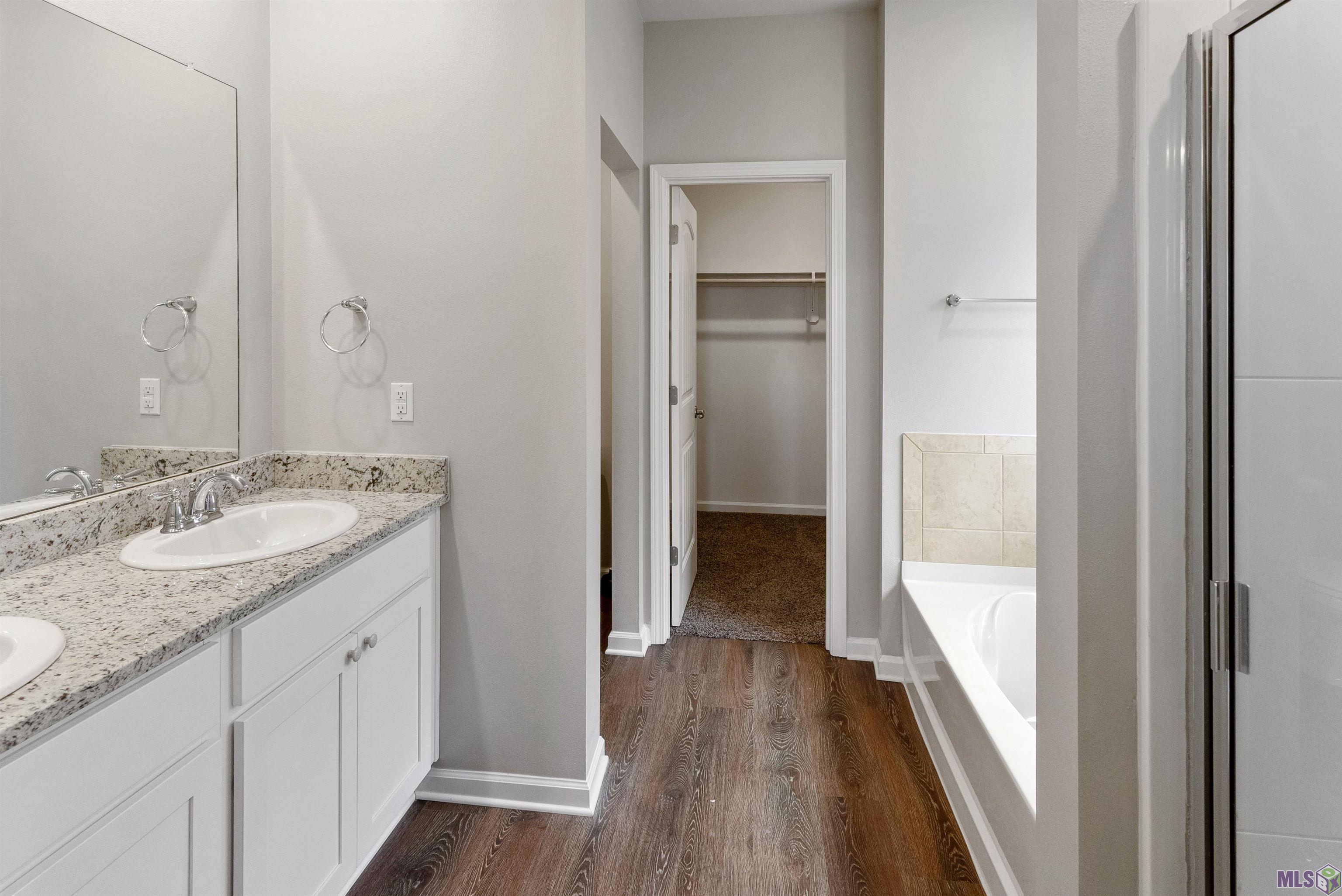 4518 Malbec Avenue Baton Rouge, LA 70817 - Photo 5 of 11