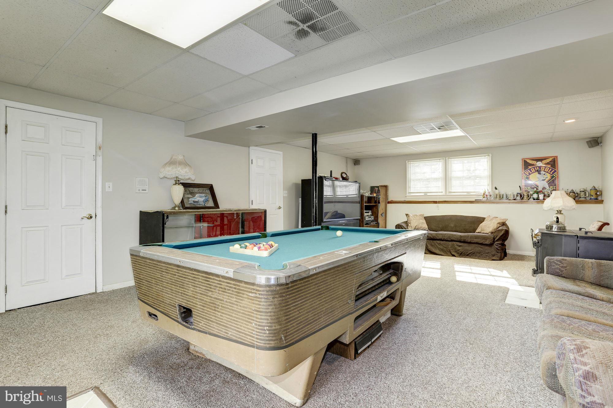 1414 Spring Avenue Baltimore, MD 21237 - Photo 23 of 29 Family Room
