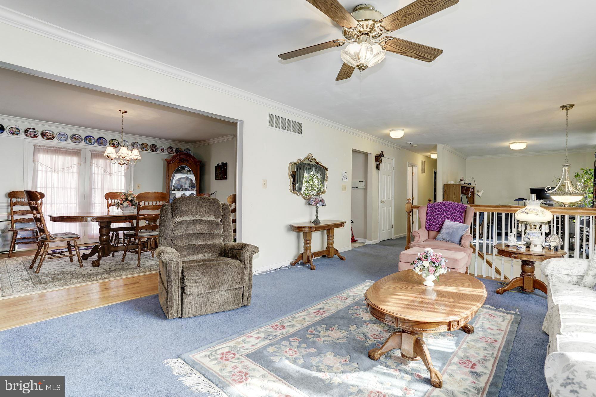 1414 Spring Avenue Baltimore, MD 21237 - Photo 6 of 29 Living Room