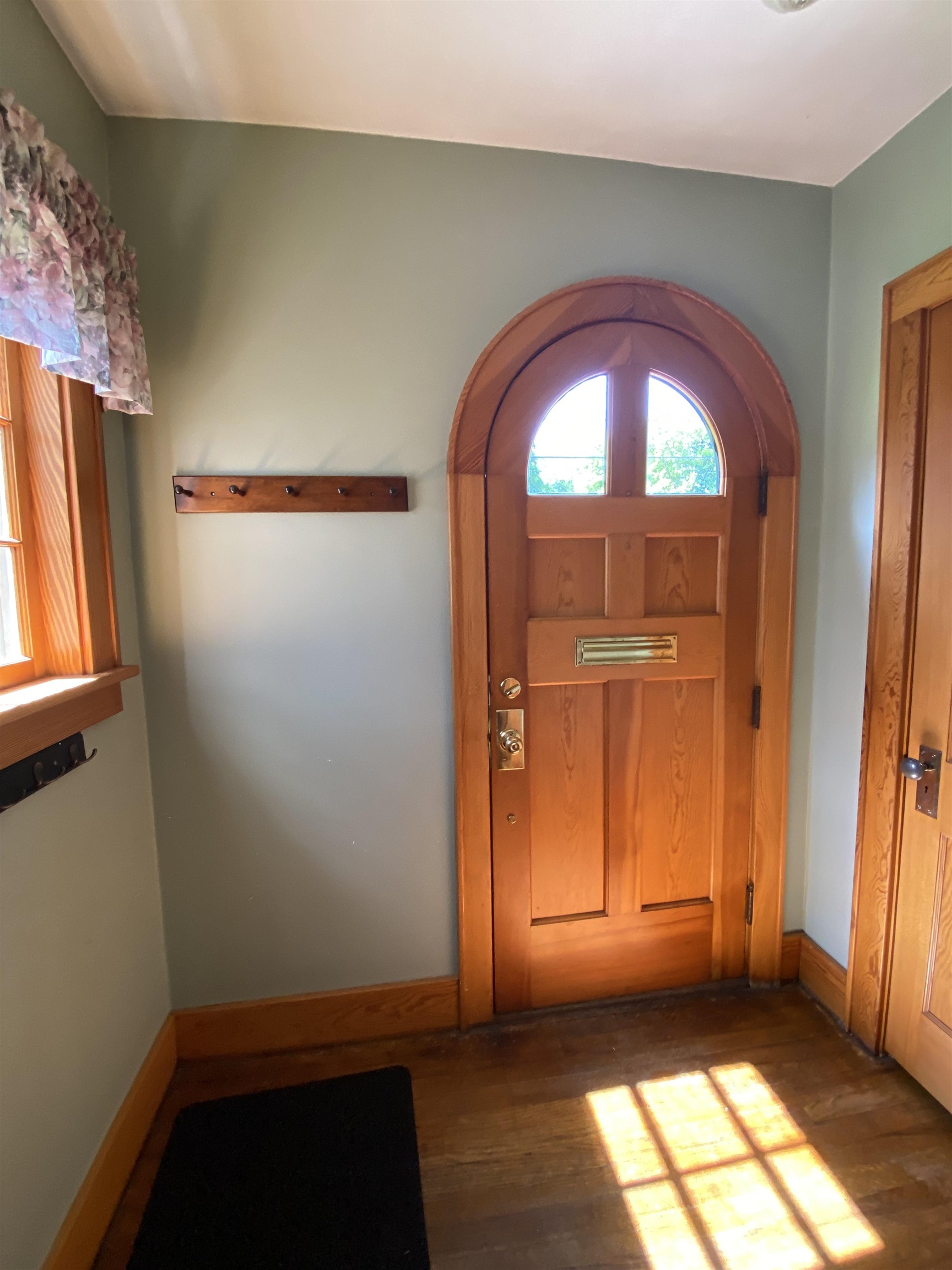 26 Howard Avenue Rutland, VT 05701 - Photo 11 of 40