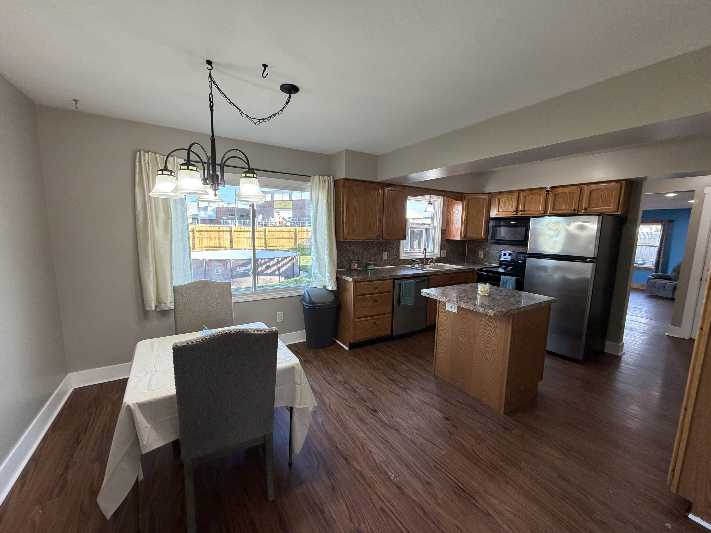 401 Anderson Drive Wayland, MI 49348 - Photo 18 of 38 and27