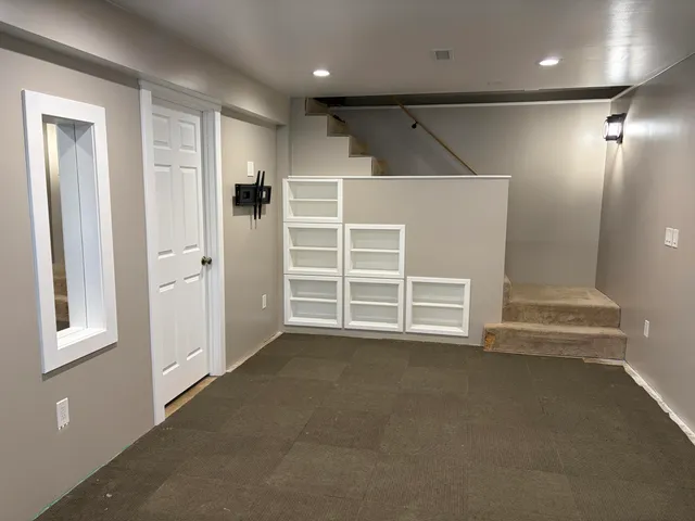 $355,000 | 401 Anderson Drive, Wayland, MI 49348