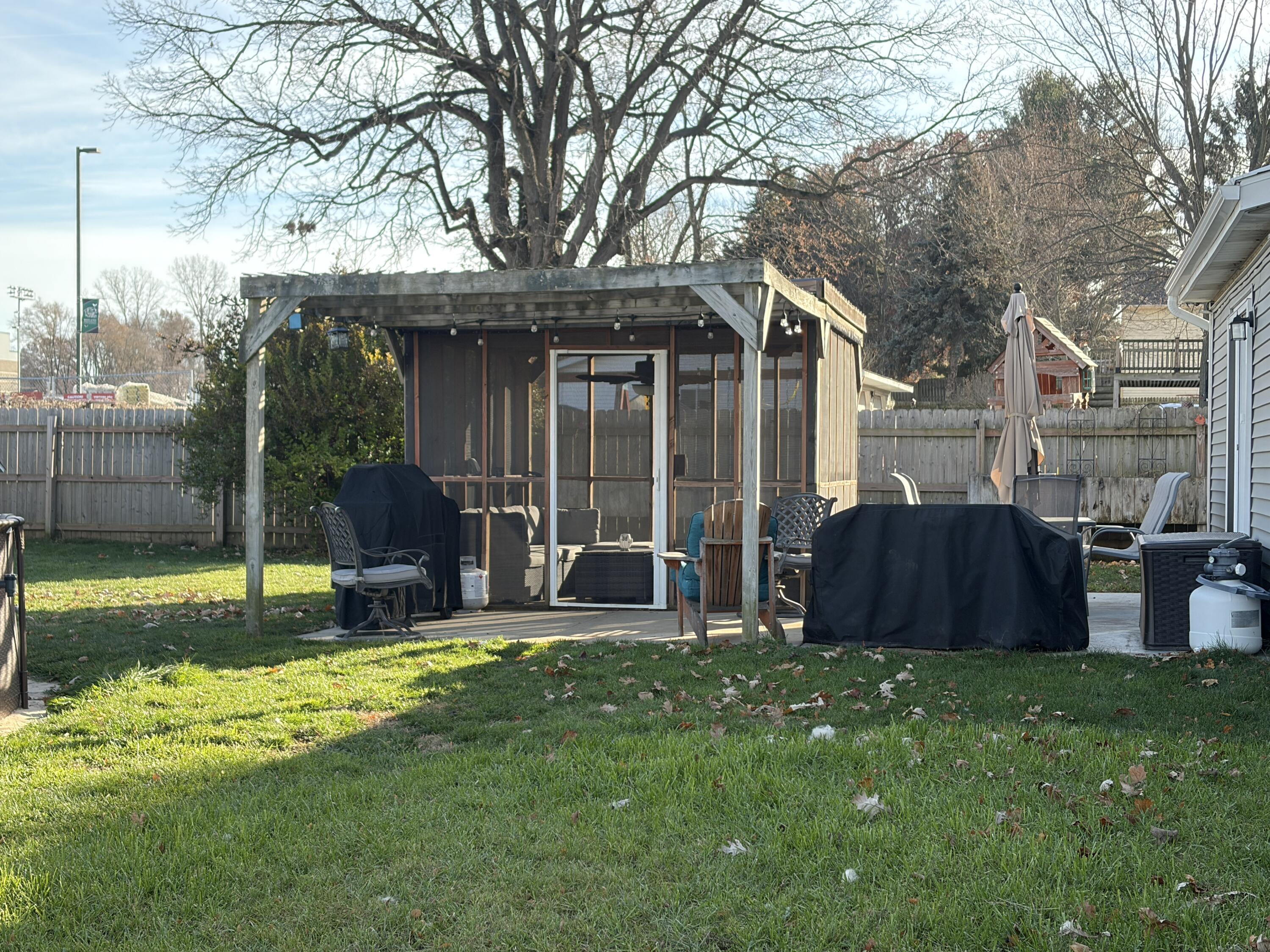 401 Anderson Drive Wayland, MI 49348 - Photo 6 of 38 and9