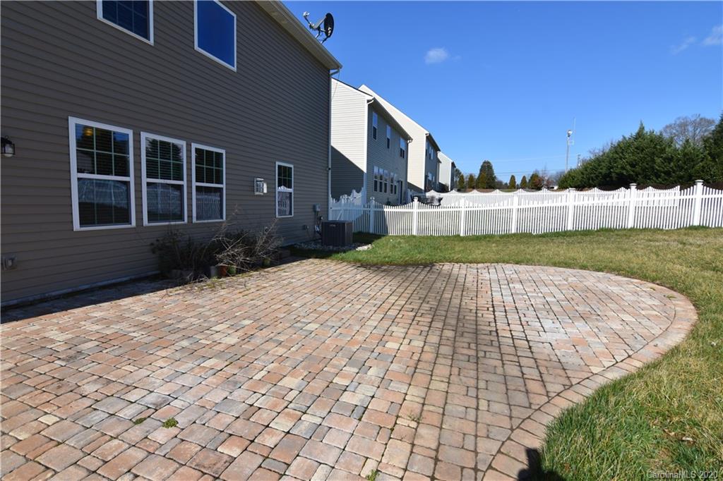 6112 Rock Island Road Charlotte, NC 28278 - Photo 29 of 30