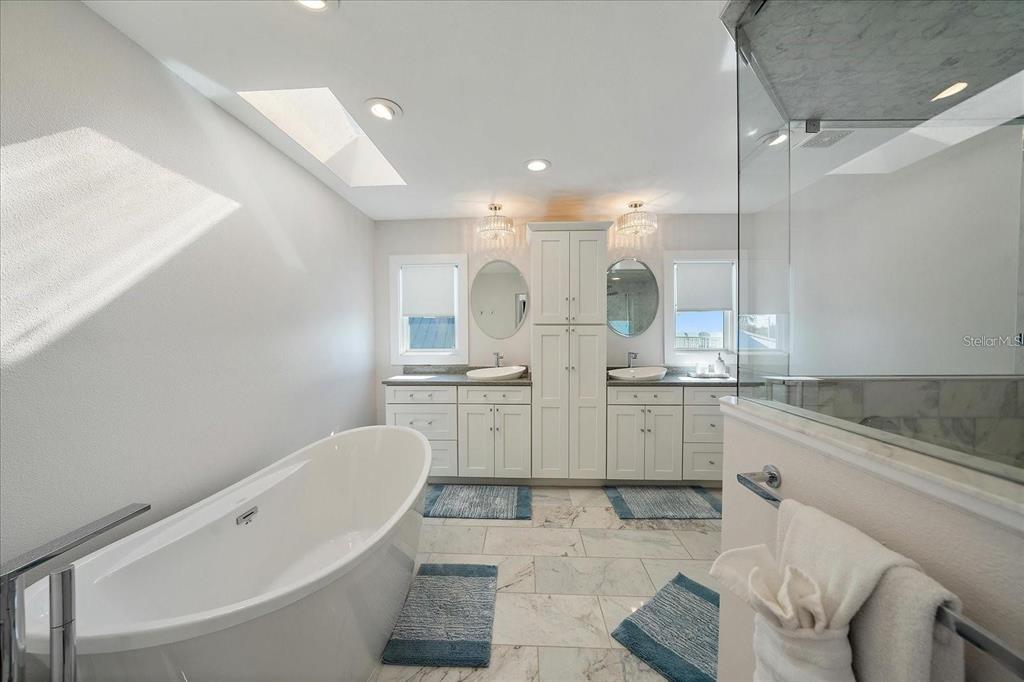412 South Casey Key Road Nokomis, FL 34275 - Photo 39 of 71 Gallery Image 39