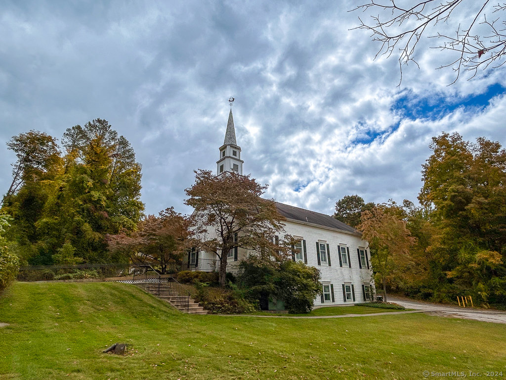 126 Tower Road, Brookfield, CT 06804 Compass