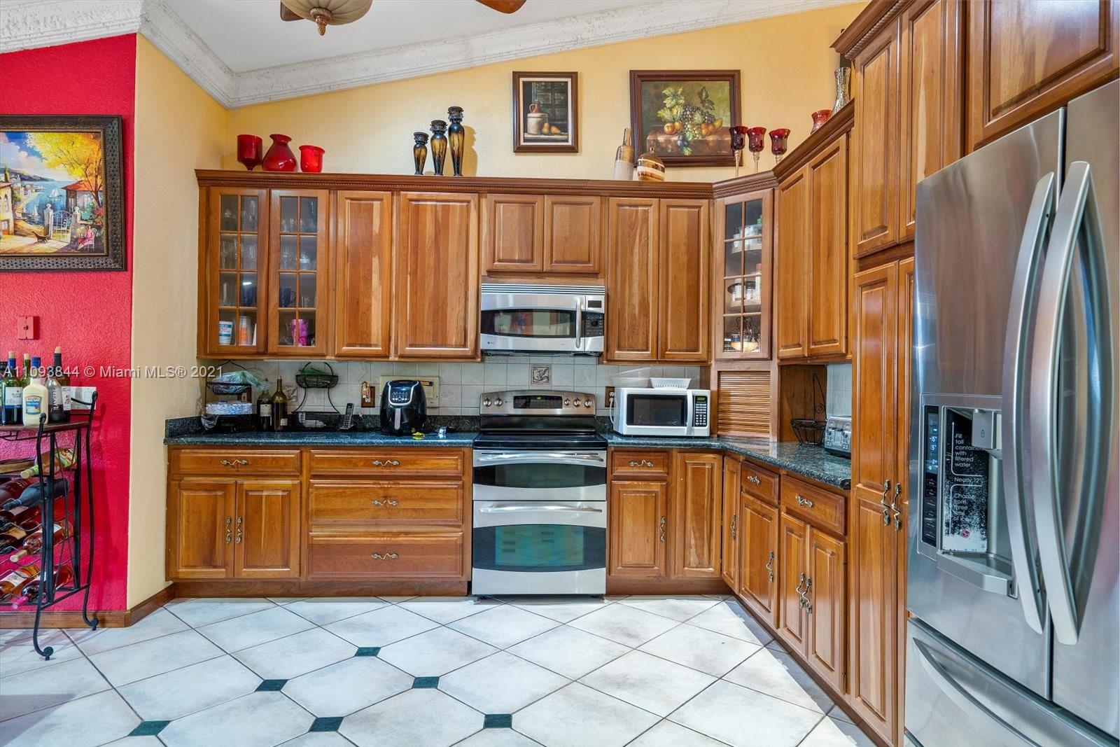 16951 Southwest 63rd Manor Southwest Ranches, FL 33331 - Photo 17 of 56