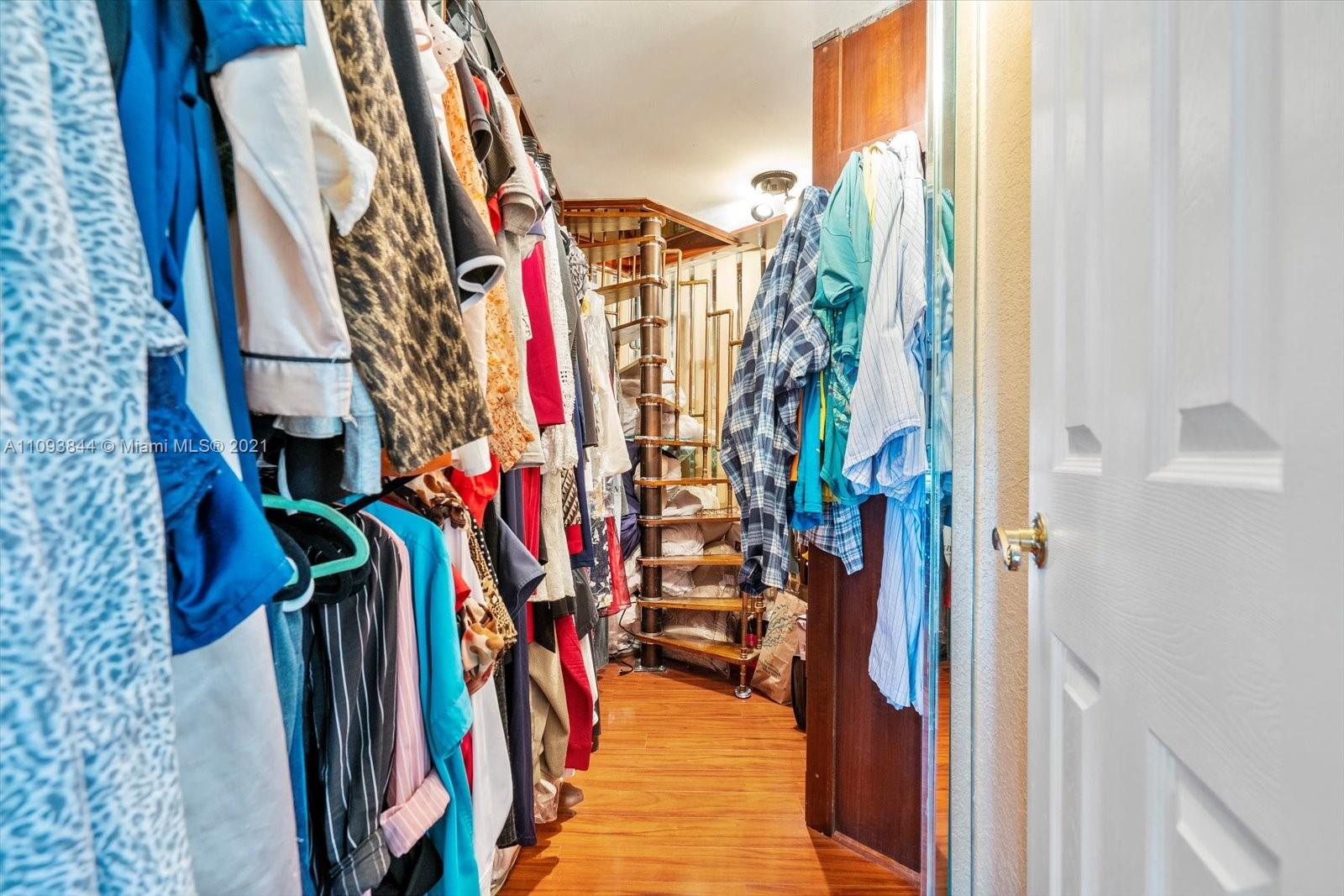 16951 Southwest 63rd Manor Southwest Ranches, FL 33331 - Photo 26 of 56