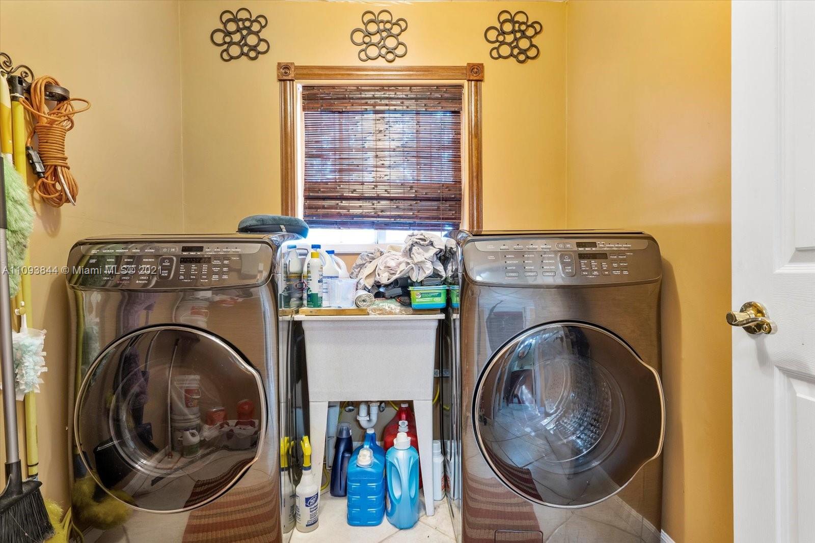 16951 Southwest 63rd Manor Southwest Ranches, FL 33331 - Photo 38 of 56