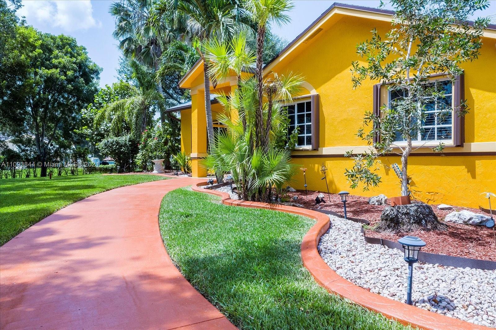 16951 Southwest 63rd Manor Southwest Ranches, FL 33331 - Photo 39 of 56