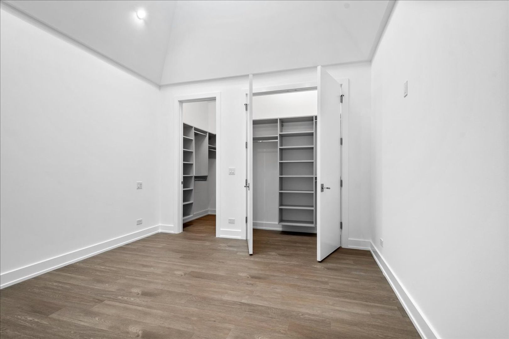 728 Waukegan Road, Unit 209 Deerfield, IL 60015 - Photo 17 of 28