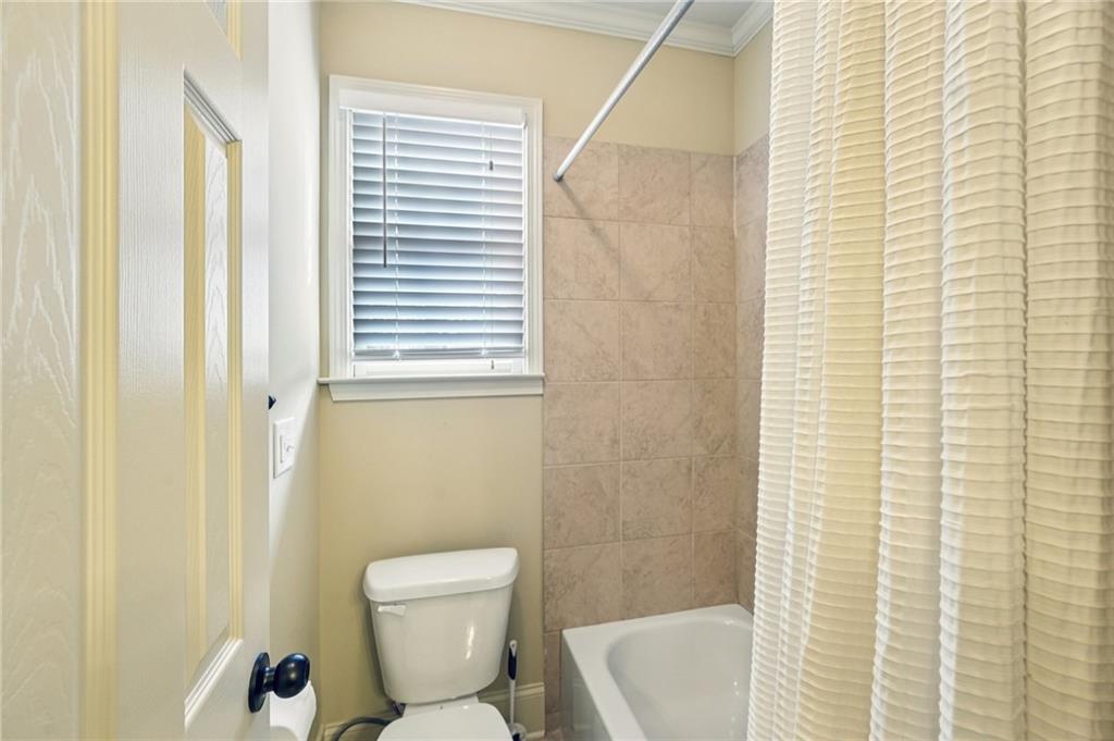29 Red Trillium Ridge Big Canoe, GA 30143 - Photo 40 of 76 a bathroom with a toilet and a sink