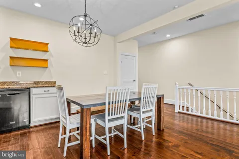 $1,337,000 | 502 G Street Northeast, Washington, DC 20002