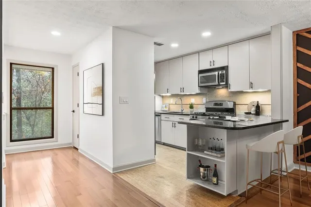 $197,500 | 515 Wynnes Ridge Circle, Marietta, GA 30067