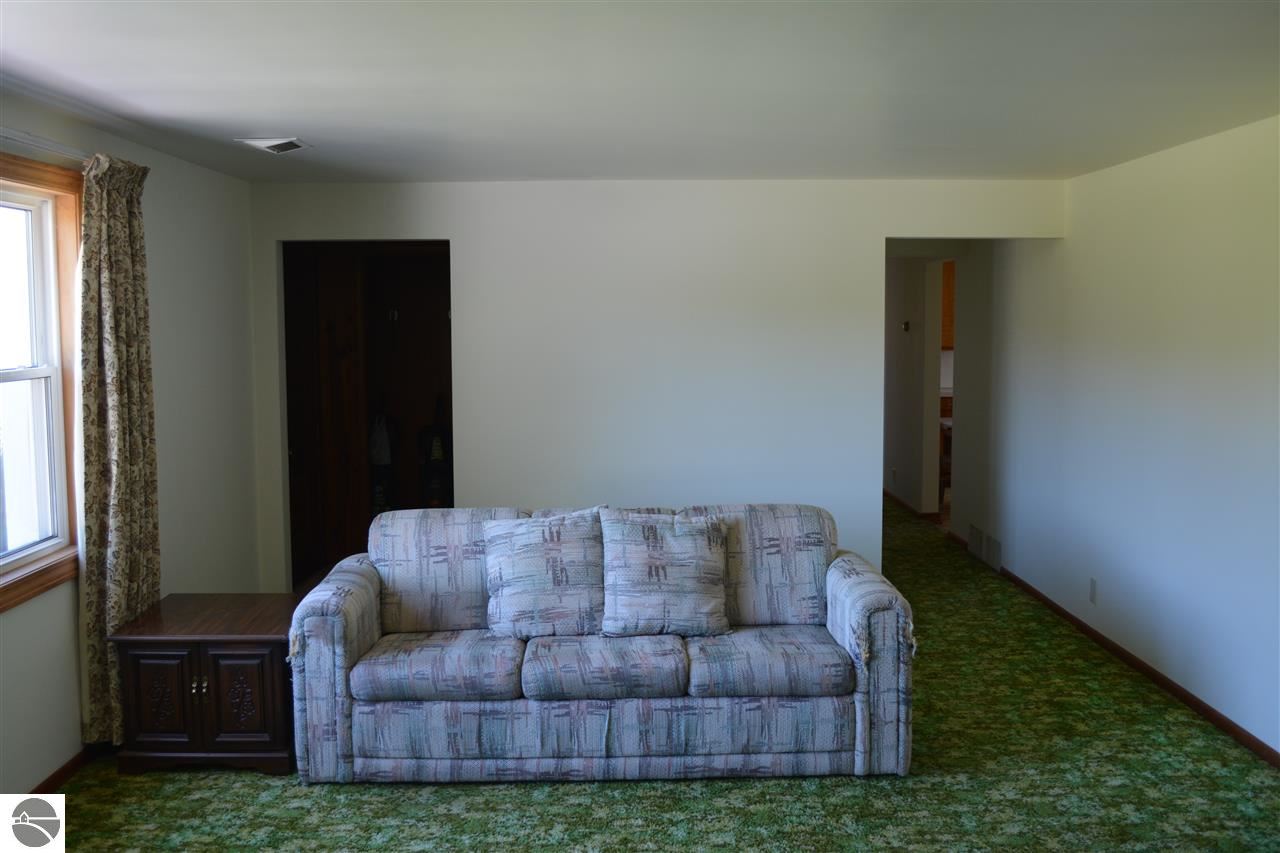 4231 West Remus Road Mount Pleasant, MI 48858 - Photo 18 of 41 1785323-17.JPG