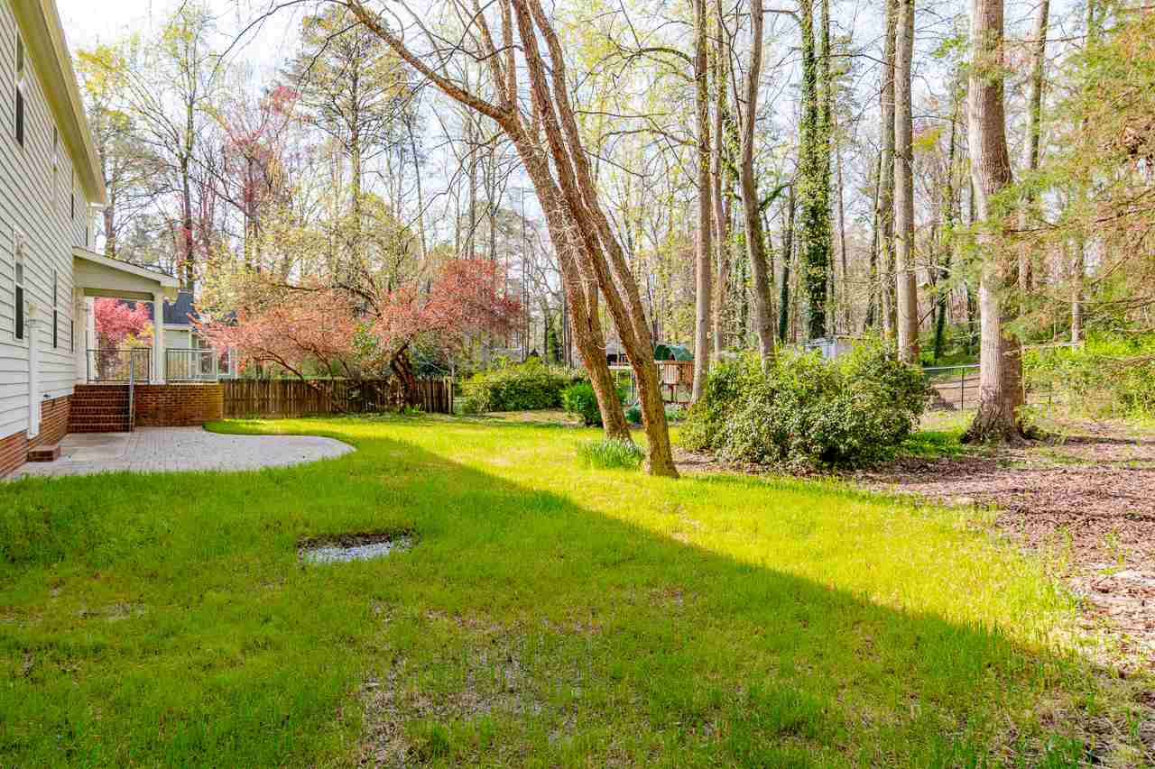 1404 Onslow Road Raleigh, NC 27606 - Photo 28 of 30 Backyard