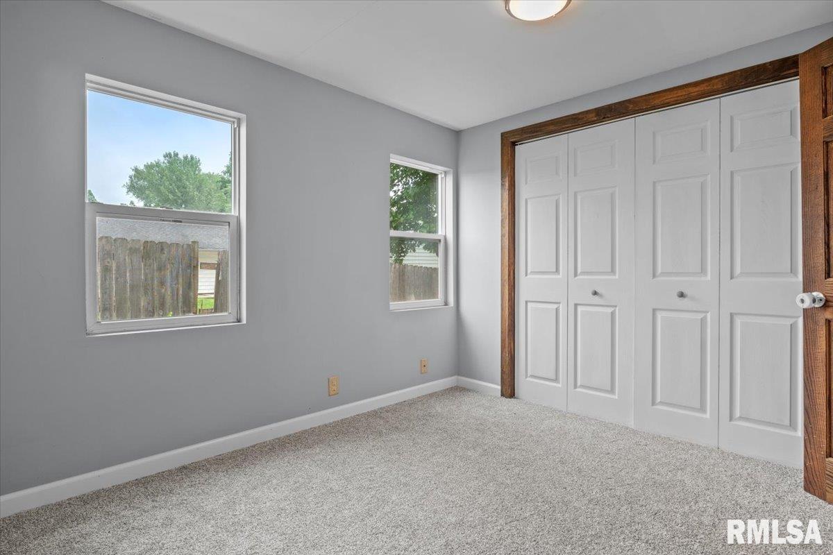 5158 Cockrell Lane Springfield, IL 62711 - Photo 18 of 36