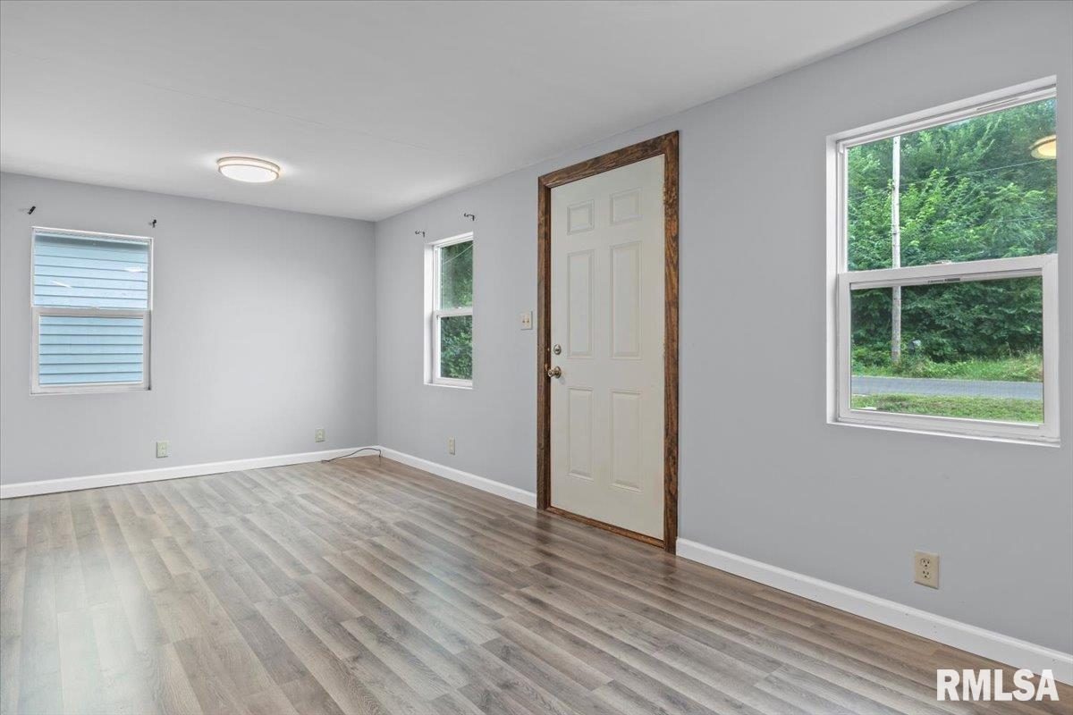 5158 Cockrell Lane Springfield, IL 62711 - Photo 8 of 36