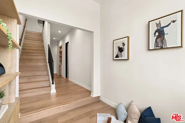 $1,524,995 | 752 West 19th Street, Unit B, Costa Mesa, CA 92627