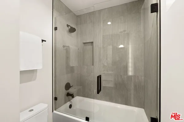 $1,524,995 | 752 West 19th Street, Unit B, Costa Mesa, CA 92627