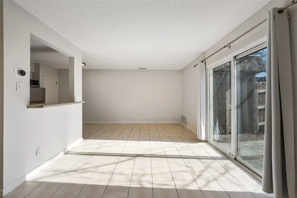 $1,450 | 2304 Barton Village Circle, Unit 101, Austin, TX 78704