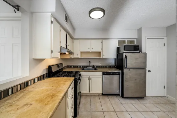 $1,450 | 2304 Barton Village Circle, Unit 101, Austin, TX 78704