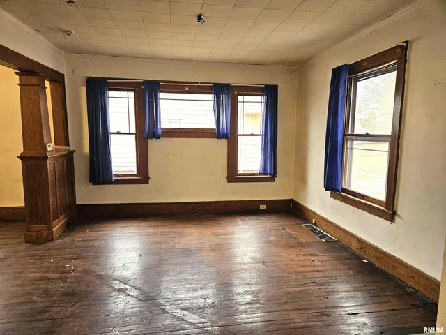 $59,900 | 712 Beecher Avenue, Galesburg, IL 61401