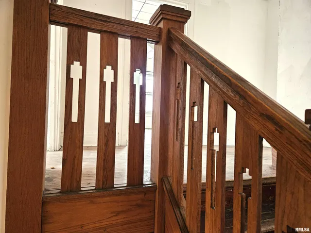 $59,900 | 712 Beecher Avenue, Galesburg, IL 61401