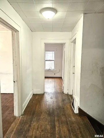 $59,900 | 712 Beecher Avenue, Galesburg, IL 61401