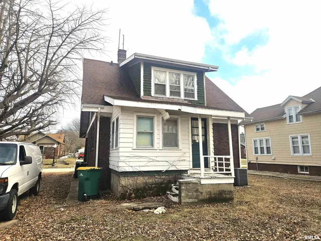 $59,900 | 712 Beecher Avenue, Galesburg, IL 61401