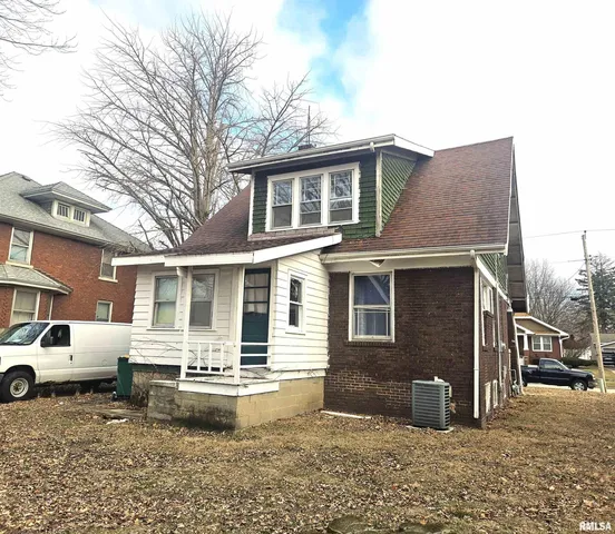 $59,900 | 712 Beecher Avenue, Galesburg, IL 61401