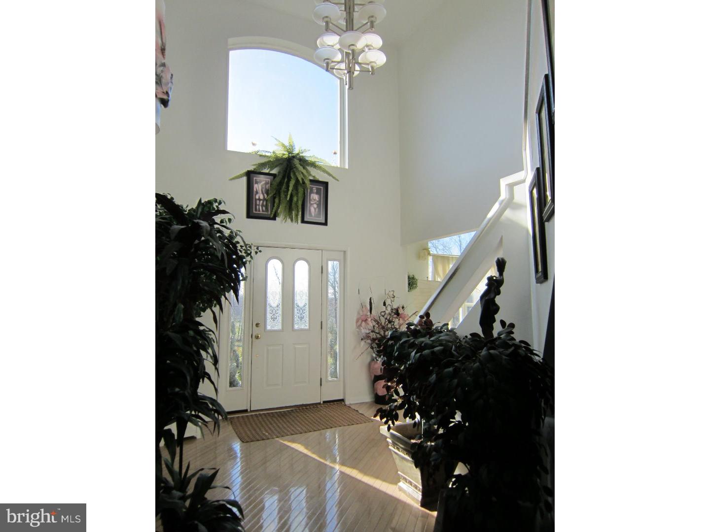 1650 Meetinghouse Road Warminster, PA 18974 - Photo 2 of 21 Foyer
