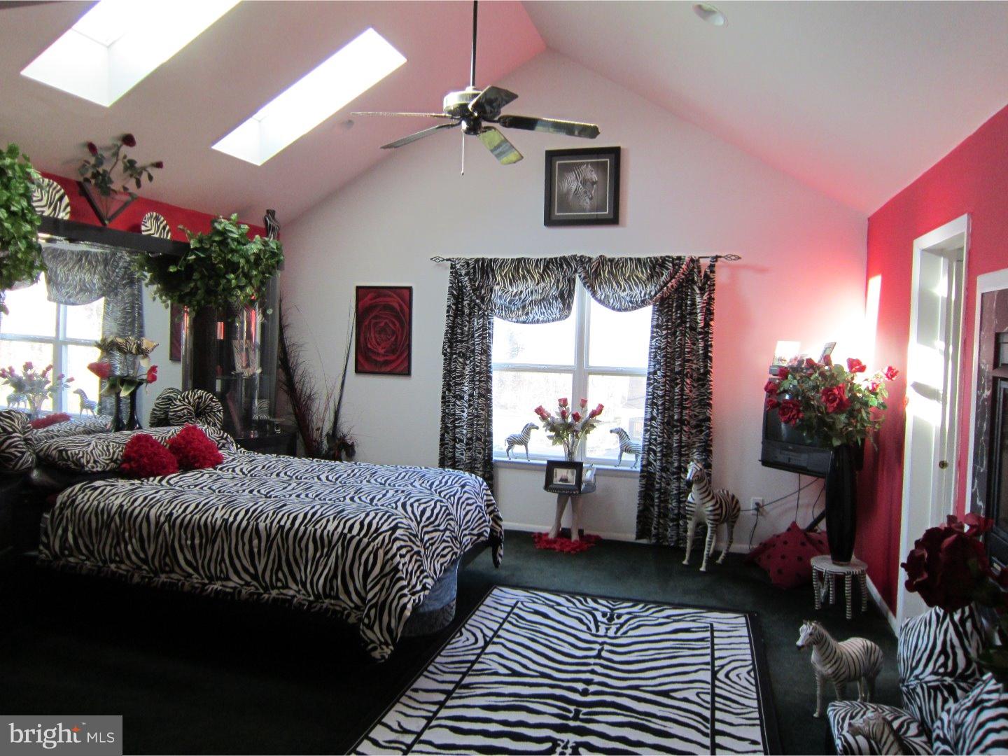 1650 Meetinghouse Road Warminster, PA 18974 - Photo 12 of 21 Bedroom - Main