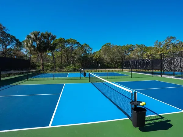 $1,450,000 | 7311 Westminster Court, University Park, FL 34201