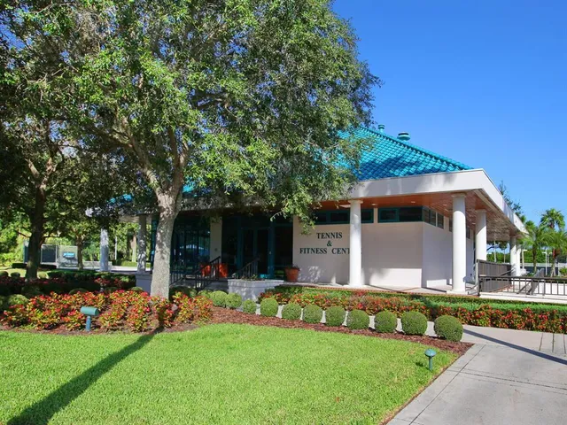 $1,495,000 | 7311 Westminster Court, University Park, FL 34201