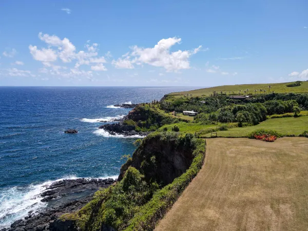 $5,500,000 | 454 Hoolawa Road, Haiku, HI 96708