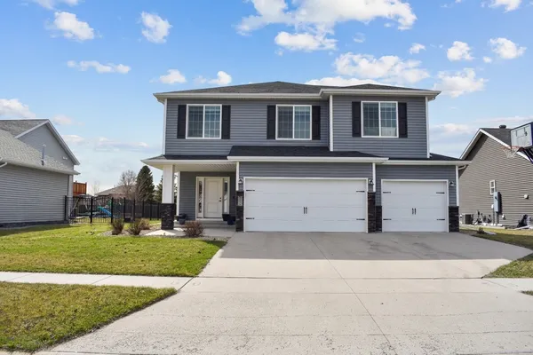 $385,000 | 2115 41st Street South, Moorhead, MN 56560